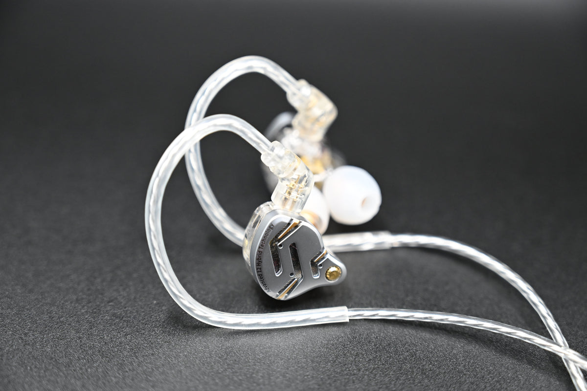 Casti KZ ZS12 PRO 2, Hibride 6 drivere 5BA+1DD, sunet clar HiFi si bas captivant, pentru gaming, muzicieni, cantareti, audiofili, cablu Jack 3.5 Microfon HD, Argintiu