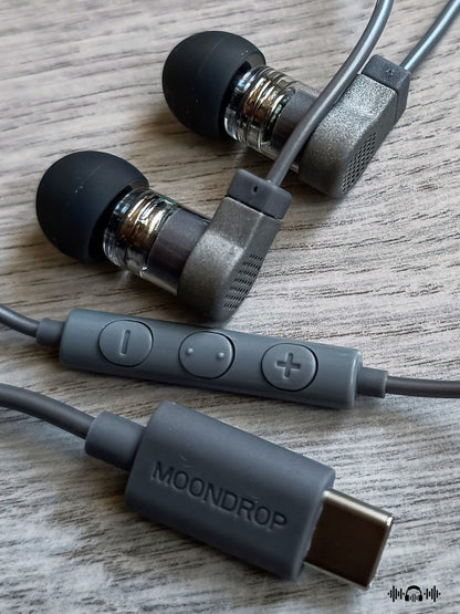 IEM MOONDROP QUARK 2 Headphones, IEM Dynamic 7.8 mm, USB-C with microphone, DAC/AMP/DSP, Silver